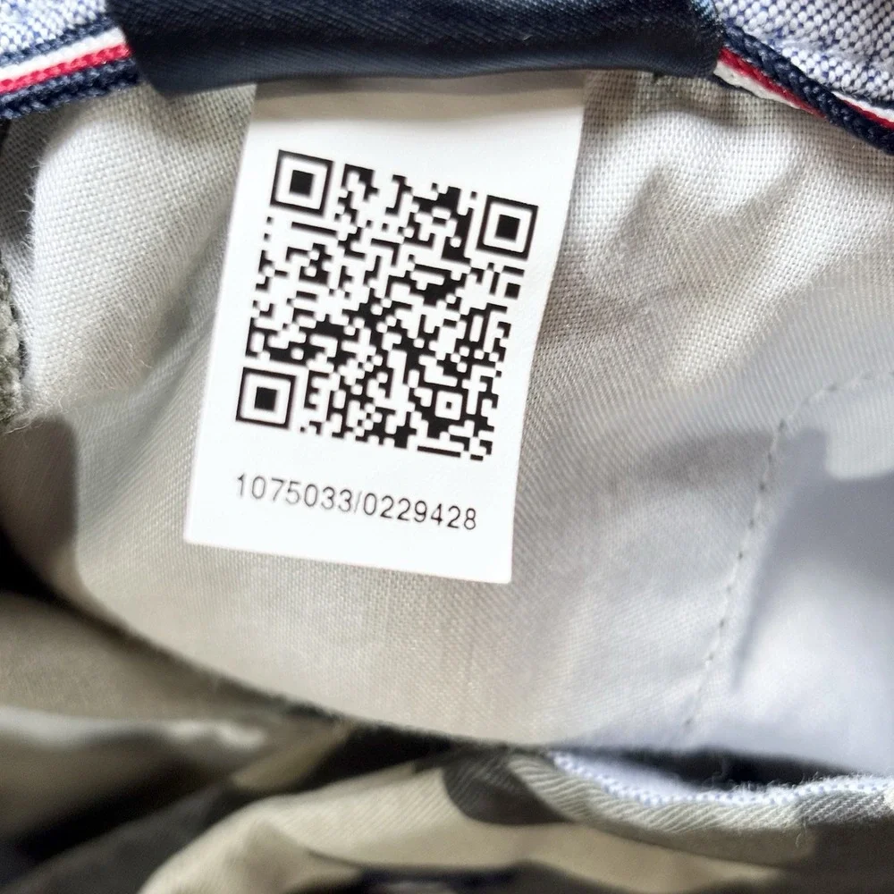 Tommy Hilfiger Camouflage Pants Mens 40x30 Green Camo Flat Front‎ Custom Fit